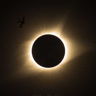 2017 Solar Eclipse (Plane)